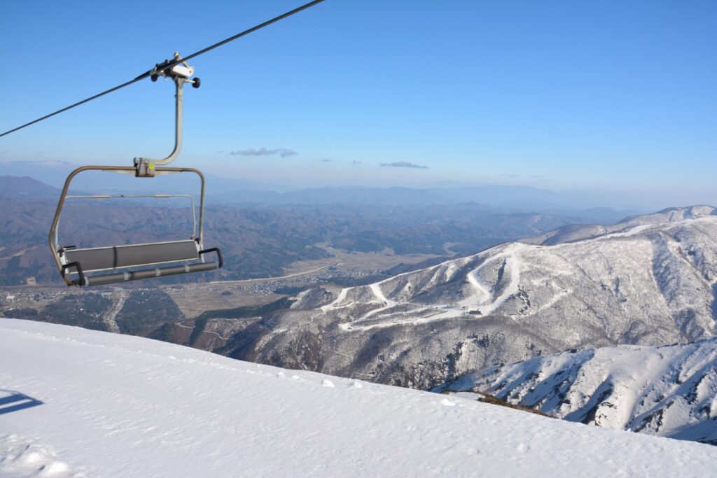 Hakuba47