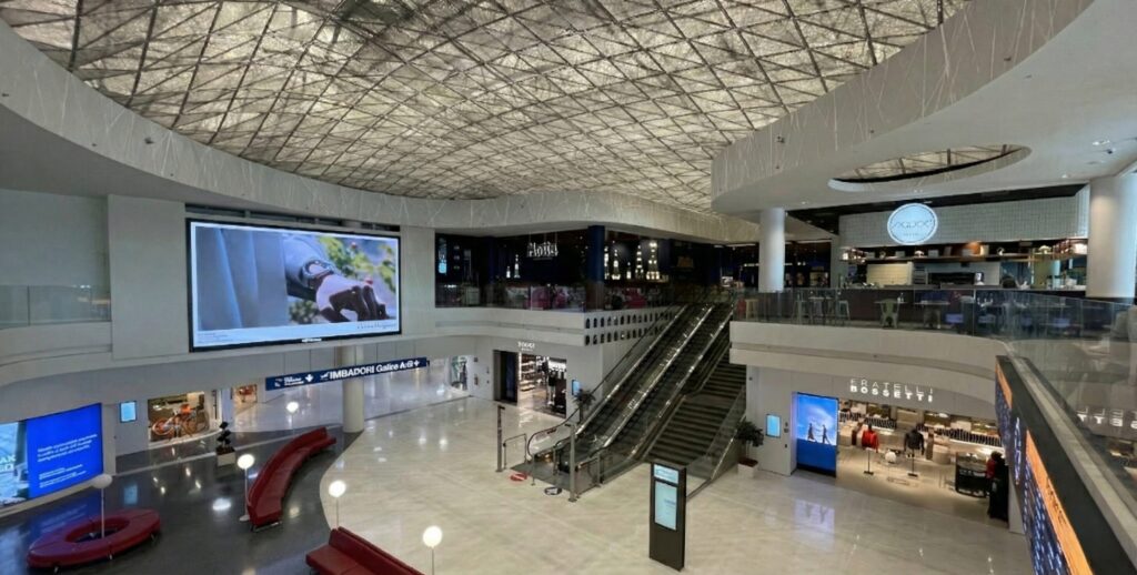 Milano Lanate ミラノ・リテーナ国際空港　スノーサーチ　SNOWSEARCH