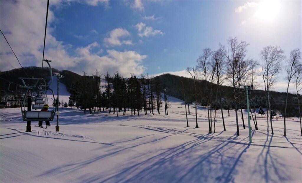 キャンモア・スキービレッジ
